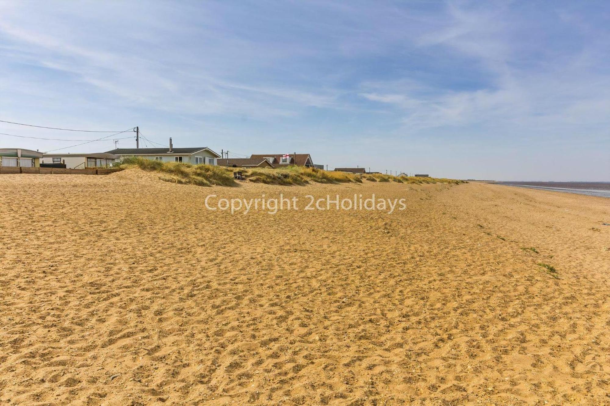 Lovely 4 Berth At Cedar Springs Park In Heacham, Norfolk Ref 92031cs